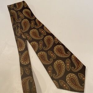 Hathaway Paisley Tie